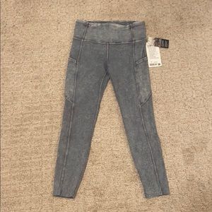 Lululemon Iced Dye Fast and Free Leggings Size 8